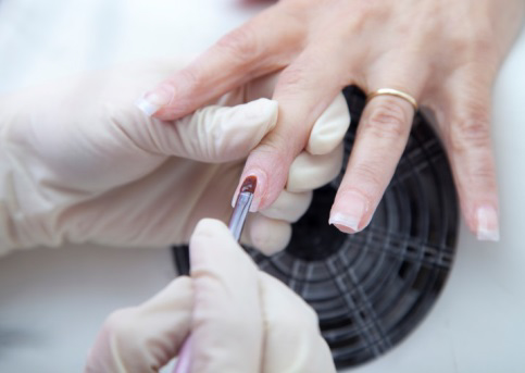 manicure-closeup-nail-salon