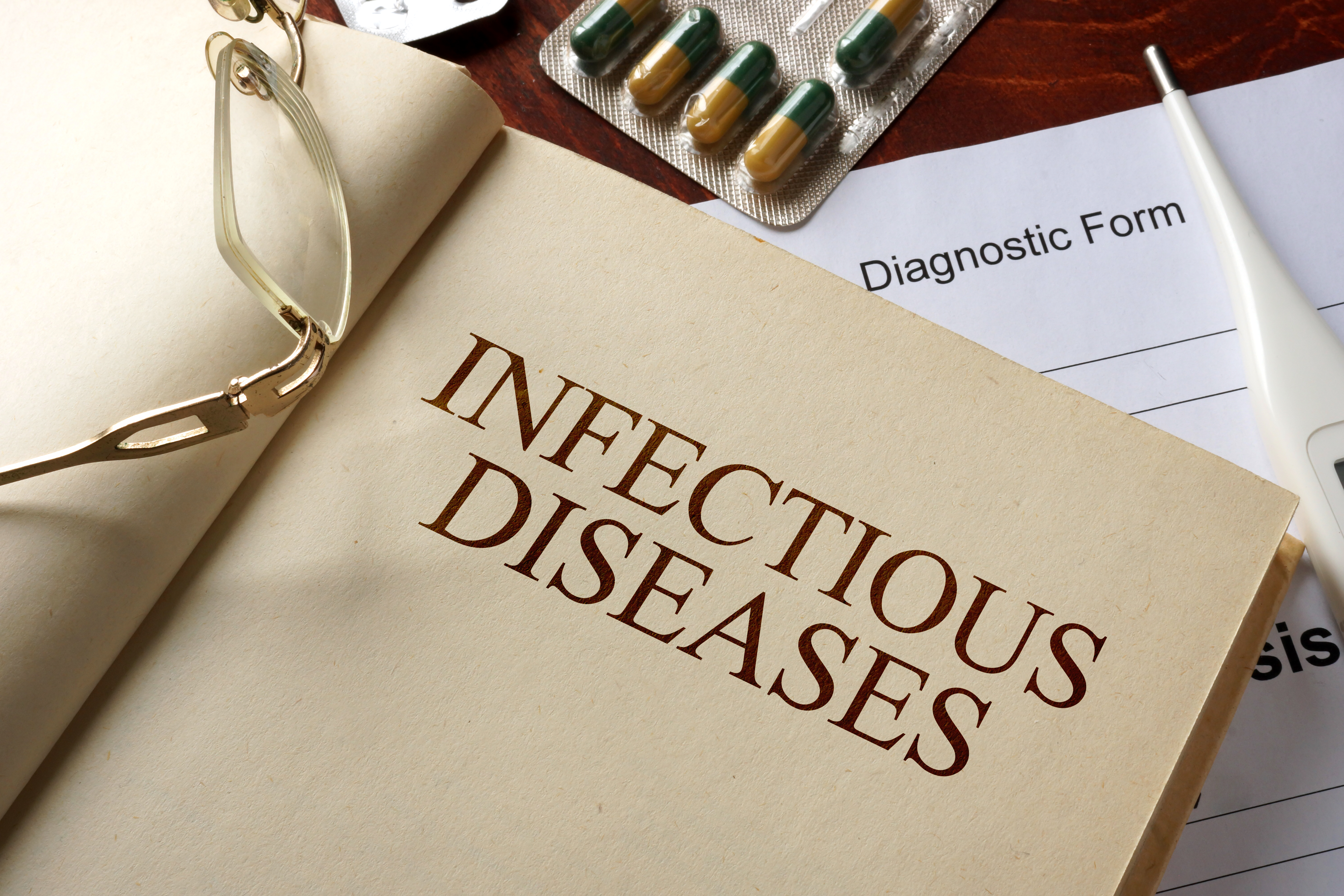 GettyImages-521085706_InfectiousDiseaseBook